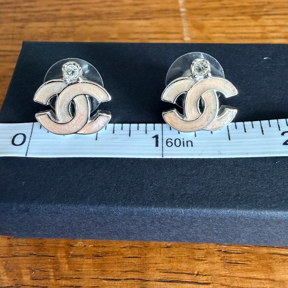 CHANEL CC Earrings